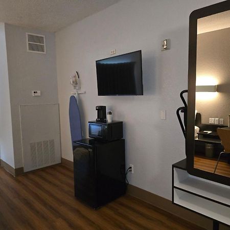 Motel 6-Biloxi, Ms - Beach Bagian luar foto