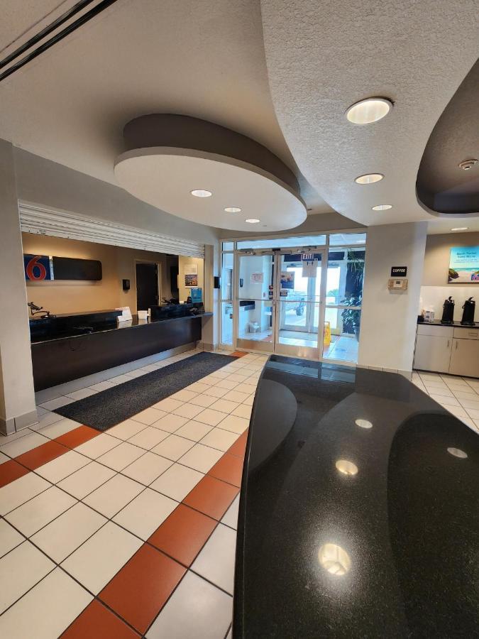 Motel 6-Biloxi, Ms - Beach Bagian luar foto
