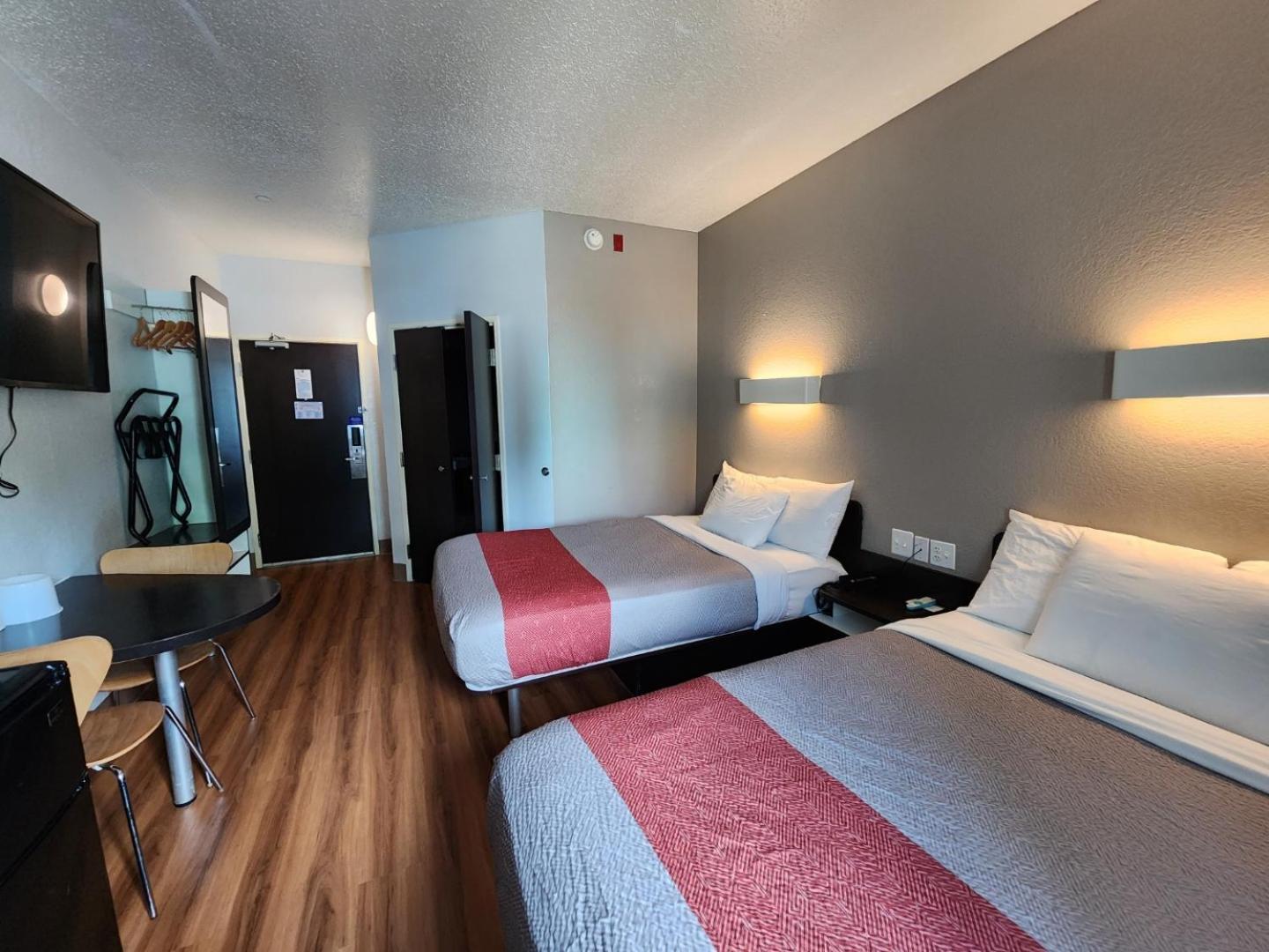 Motel 6-Biloxi, Ms - Beach Bagian luar foto