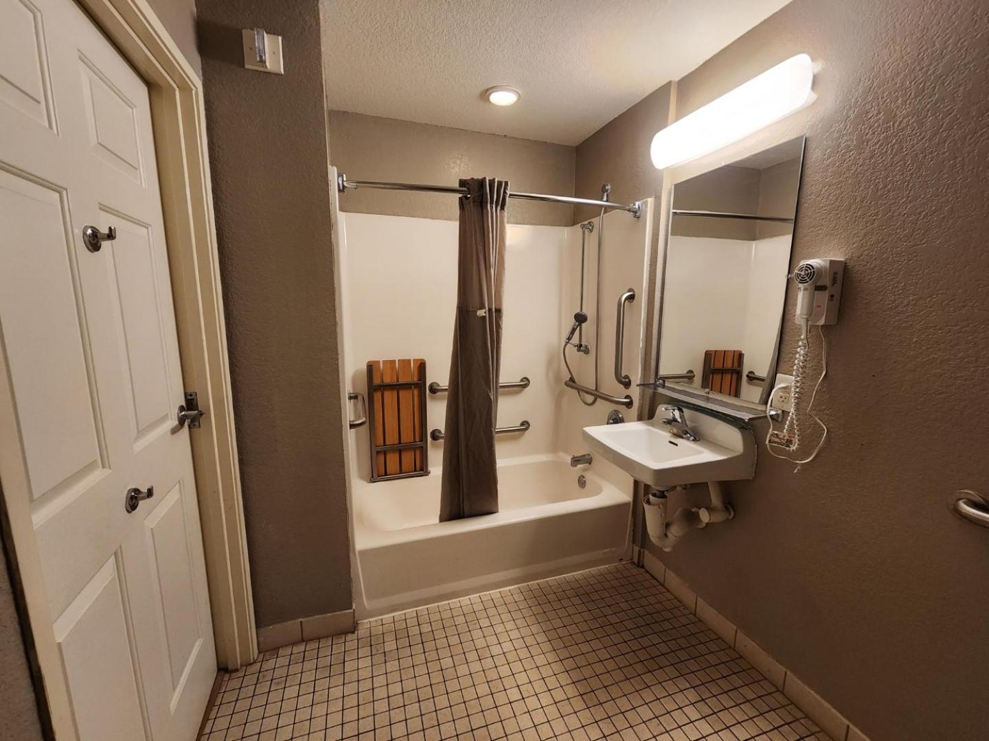 Motel 6-Biloxi, Ms - Beach Bagian luar foto