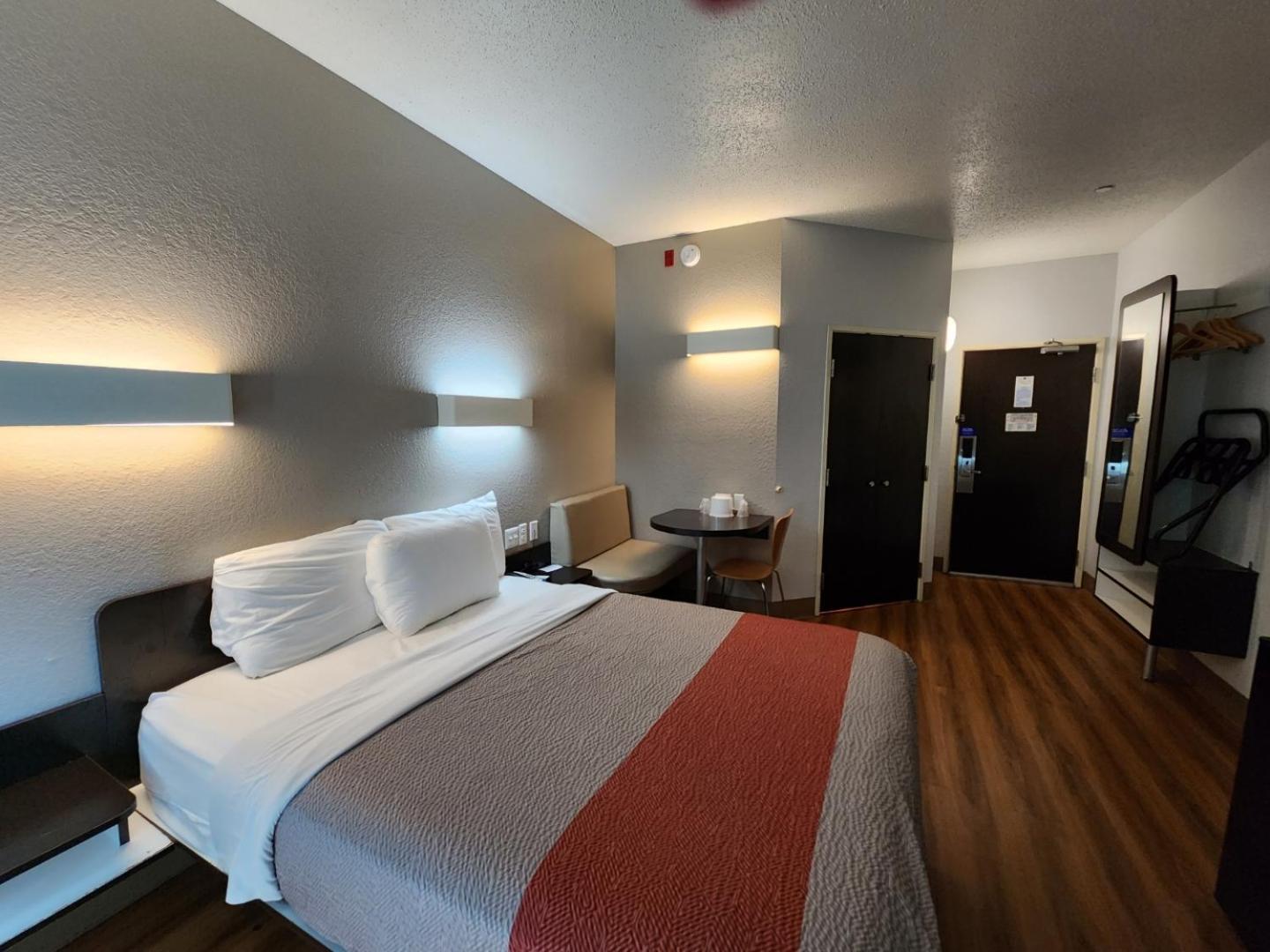 Motel 6-Biloxi, Ms - Beach Bagian luar foto