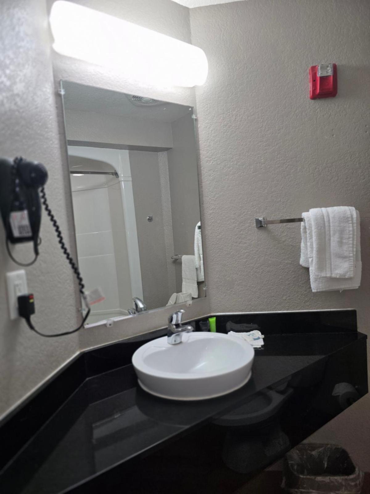 Motel 6-Biloxi, Ms - Beach Bagian luar foto