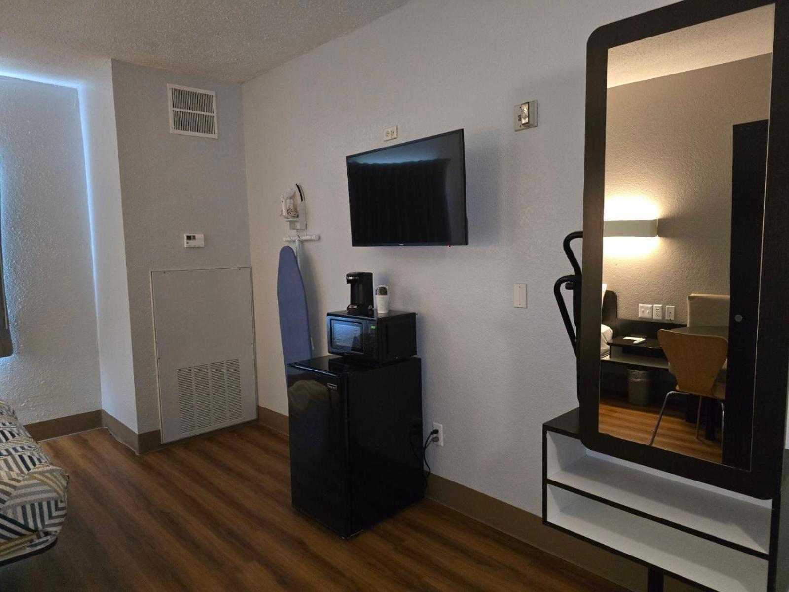 Motel 6-Biloxi, Ms - Beach Bagian luar foto