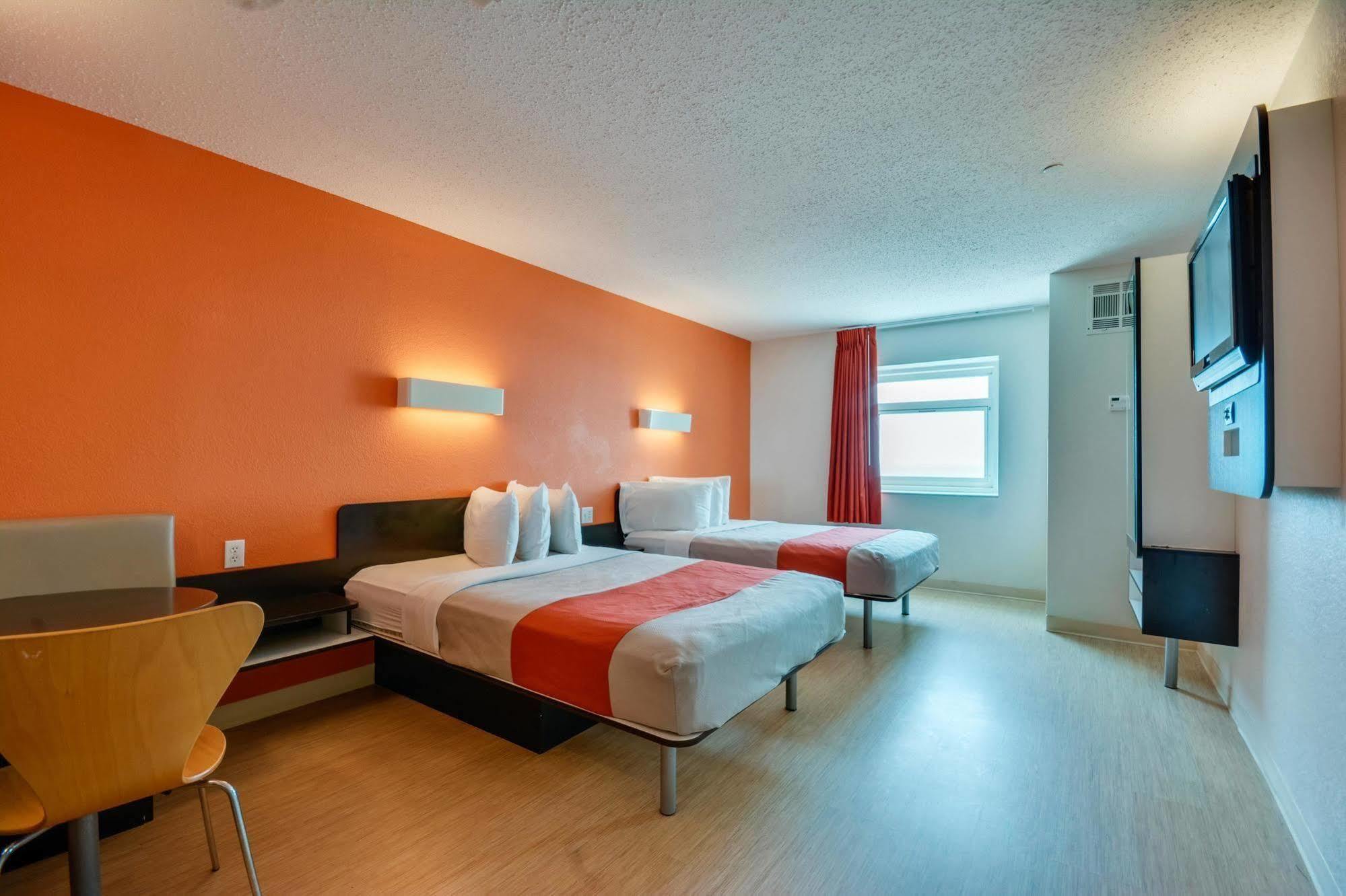 Motel 6-Biloxi, Ms - Beach Bagian luar foto