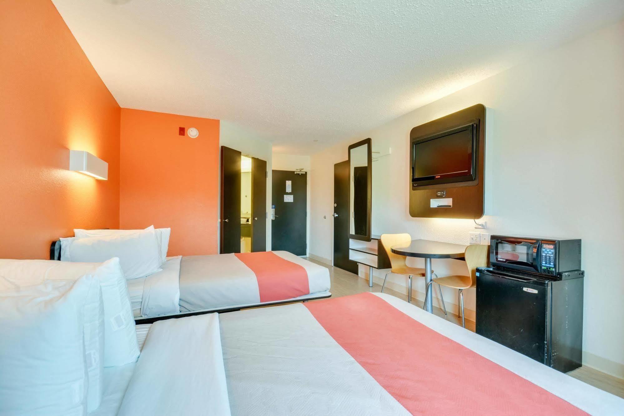 Motel 6-Biloxi, Ms - Beach Bagian luar foto